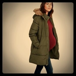 Old Navy Maternity Puffer Jacket - Olive